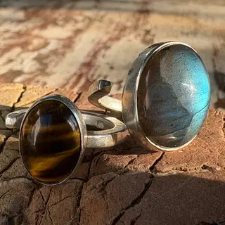 Open tiger eye and Labradorite rings